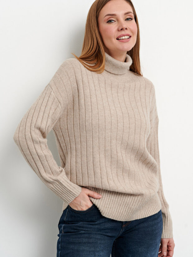 fine joyce f322 15100 palebeig Бежевый Свитер женский