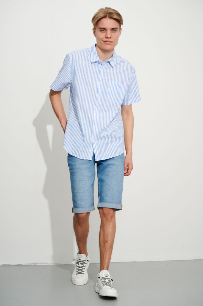 рубашка мужская светло-синяя 6