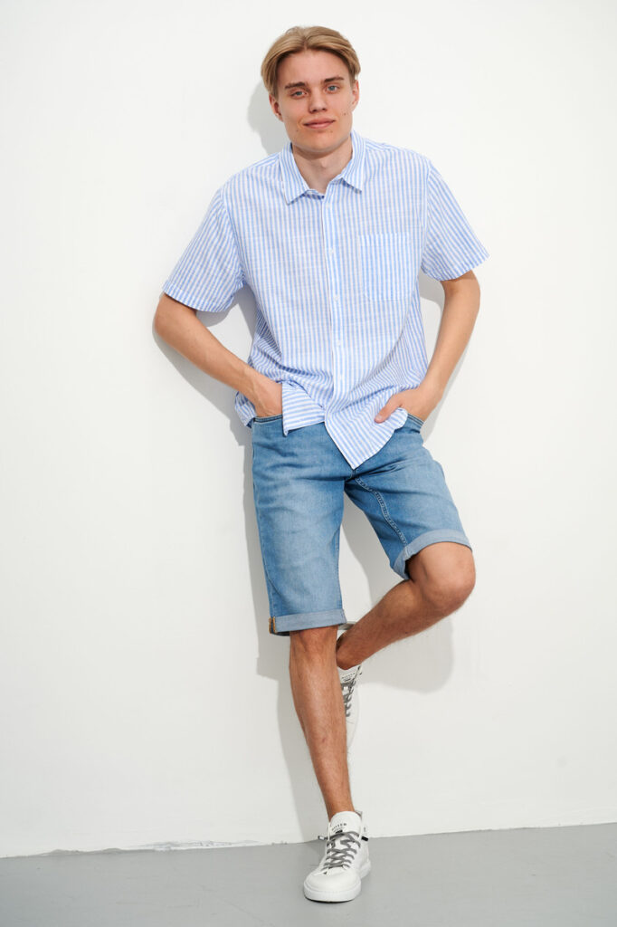 рубашка мужская светло-синяя 3