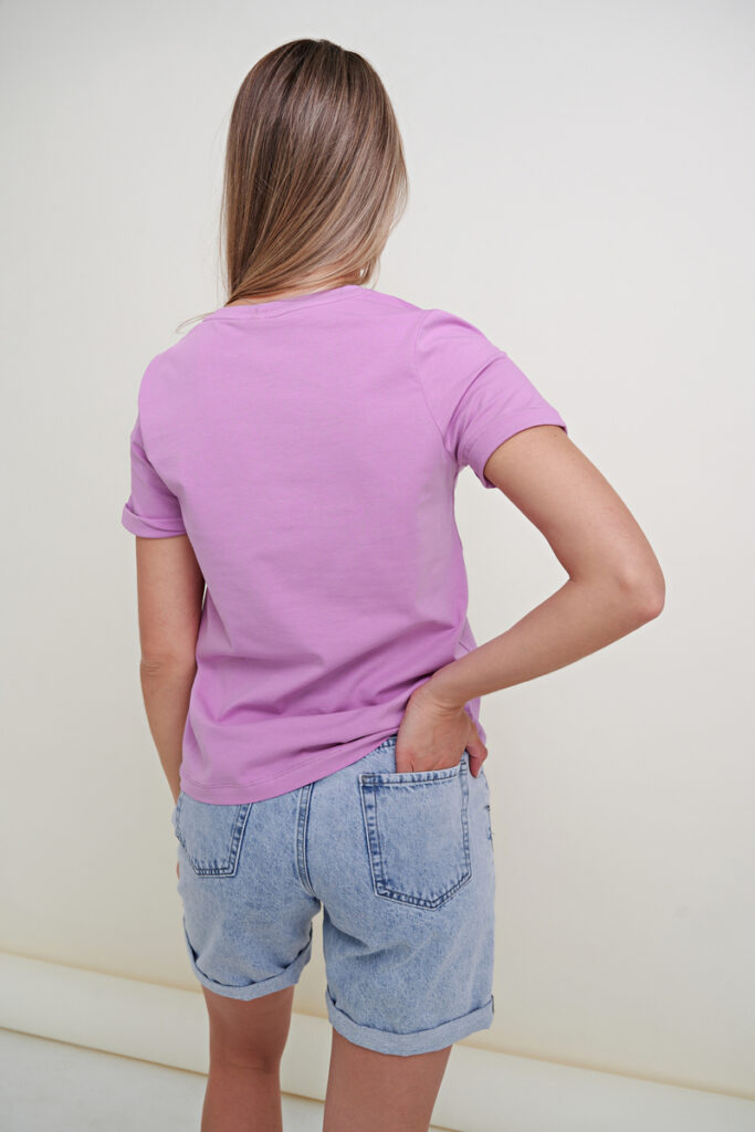 футболка женская светло-сиреневая 4