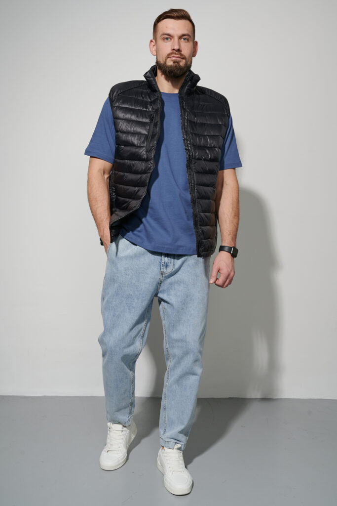 жилет мужской черный 2