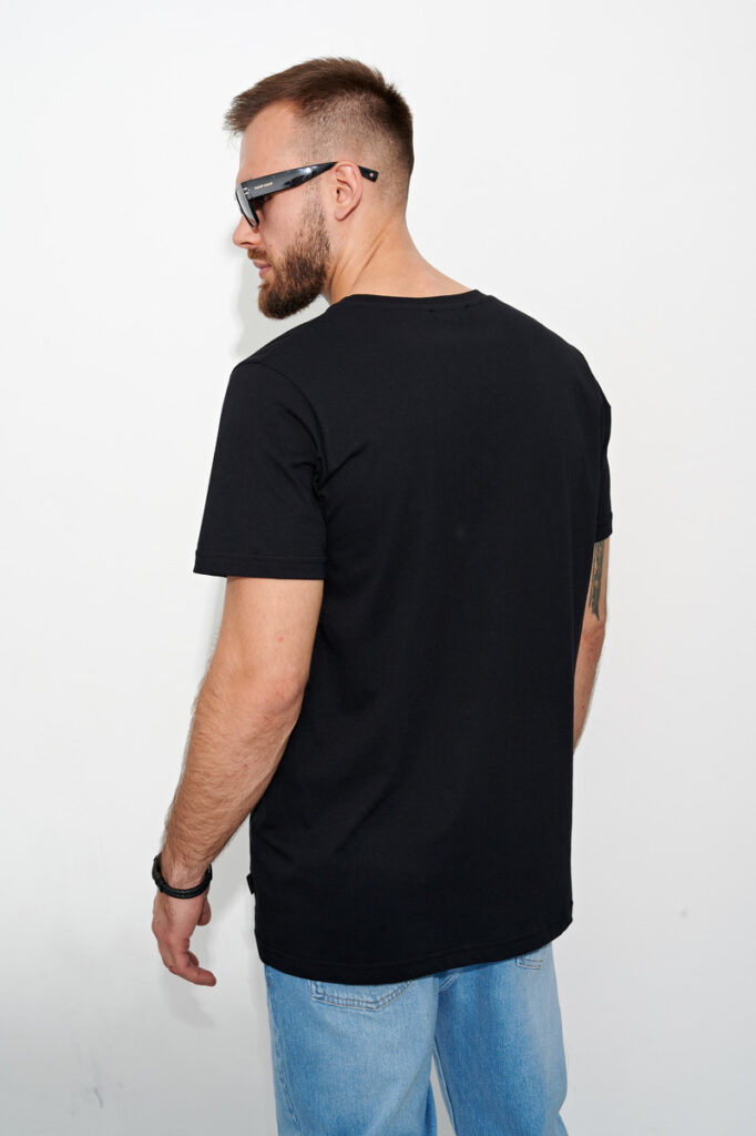 футболка мужская черная 2