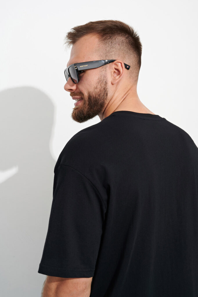 футболка мужская черная 8