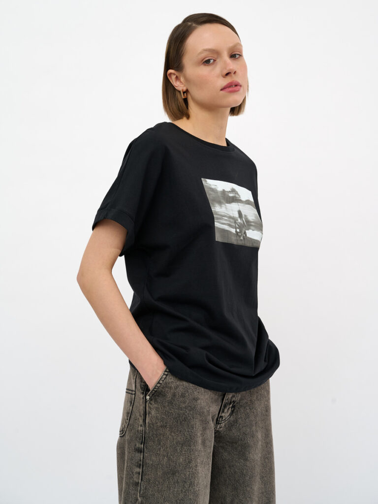 футболка женская черная 6