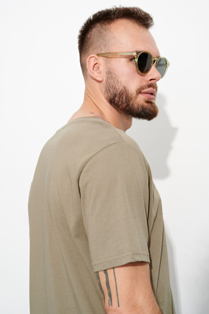 футболка мужская хаки 5