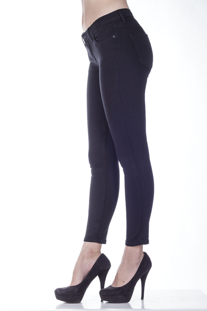 джинсы женские черные 2