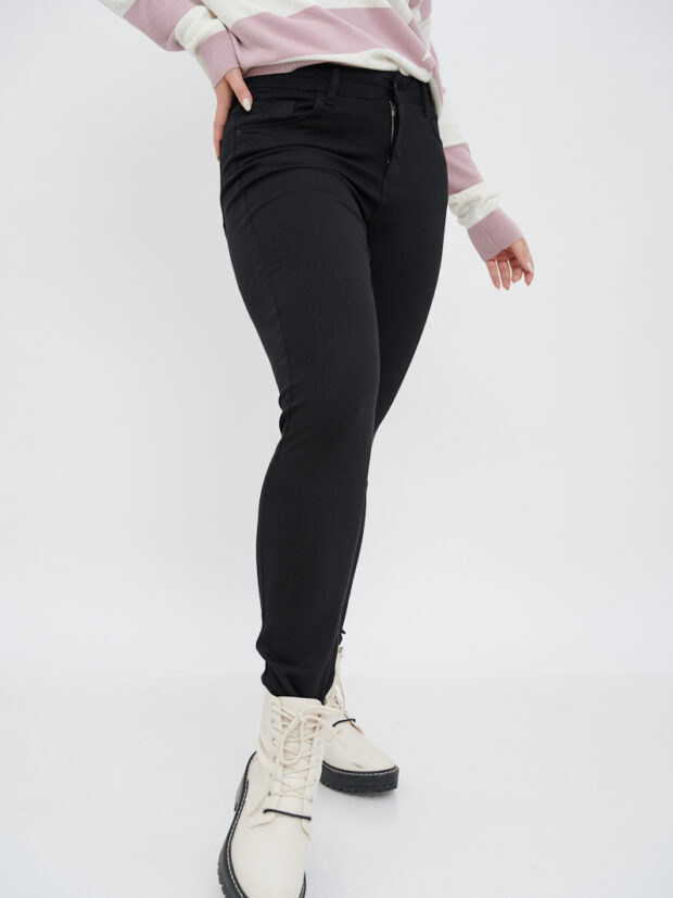 cracpot 3608 b Черный Джинсы женские